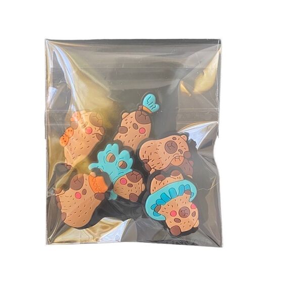 Set of 6 Capybaras Shoe Charms for Crocs NEW - Picture 6 of 6